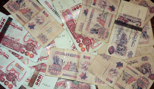 كيفية كتابة 20 مليون دينار جزائري بالحروف